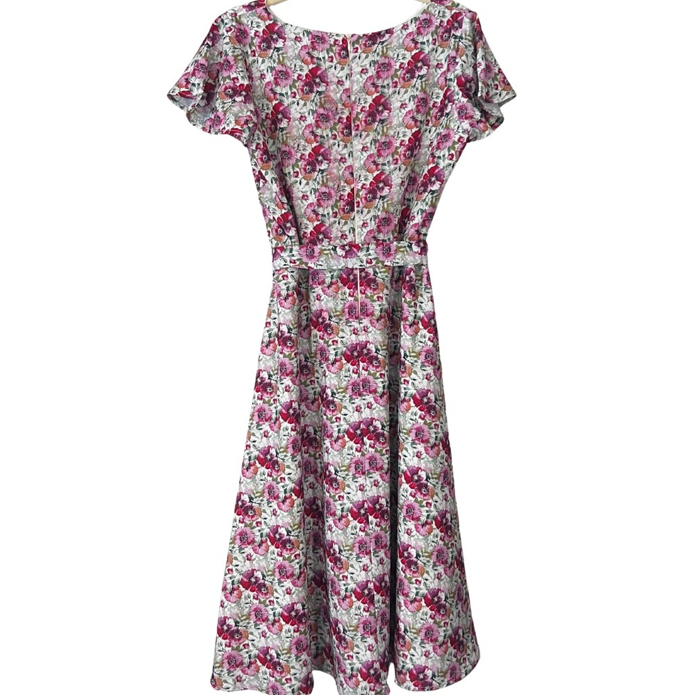 Elegant Floral Maxi Dress in Pink and White - Picture 2 of 4